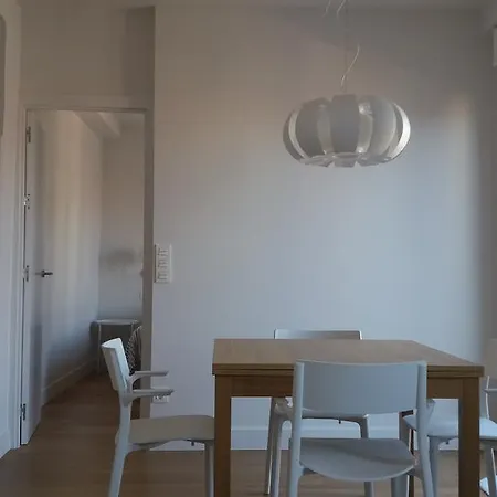 Larramendi Terrace Apartment *