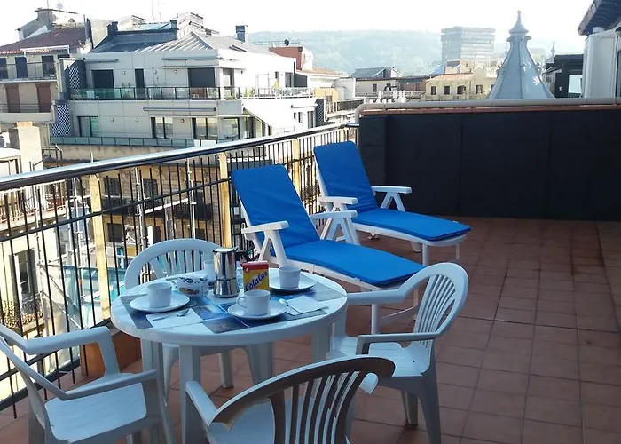 Larramendi Terrace * San Sebastián